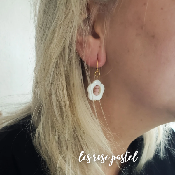 Les boucles Lore - Les dormeuses chic et pétillantes - rose pastel