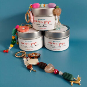 kit créatif bijoux grigri avec perles colorées et boîtes
